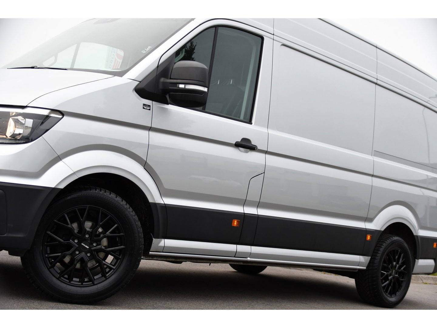 Volkswagen Crafter 35 2.0 TDI L3H3 PB Edition Camrea, Cruise, Carplay, Stoelverwarming, Automaat, 140pk, Geveerde stoel, Sensoren, Uniek!