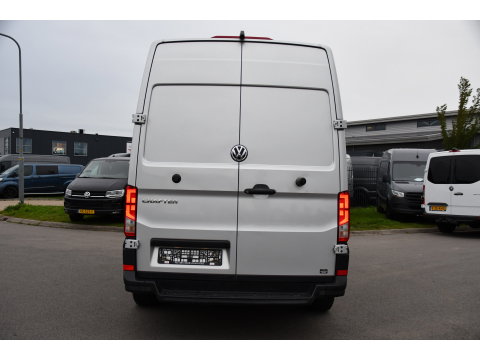 Volkswagen Crafter 35 2.0 TDI L3H3 PB Edition Camrea, Cruise, Carplay, Stoelverwarming, Automaat, 140pk, Geveerde stoel, Sensoren, Uniek!