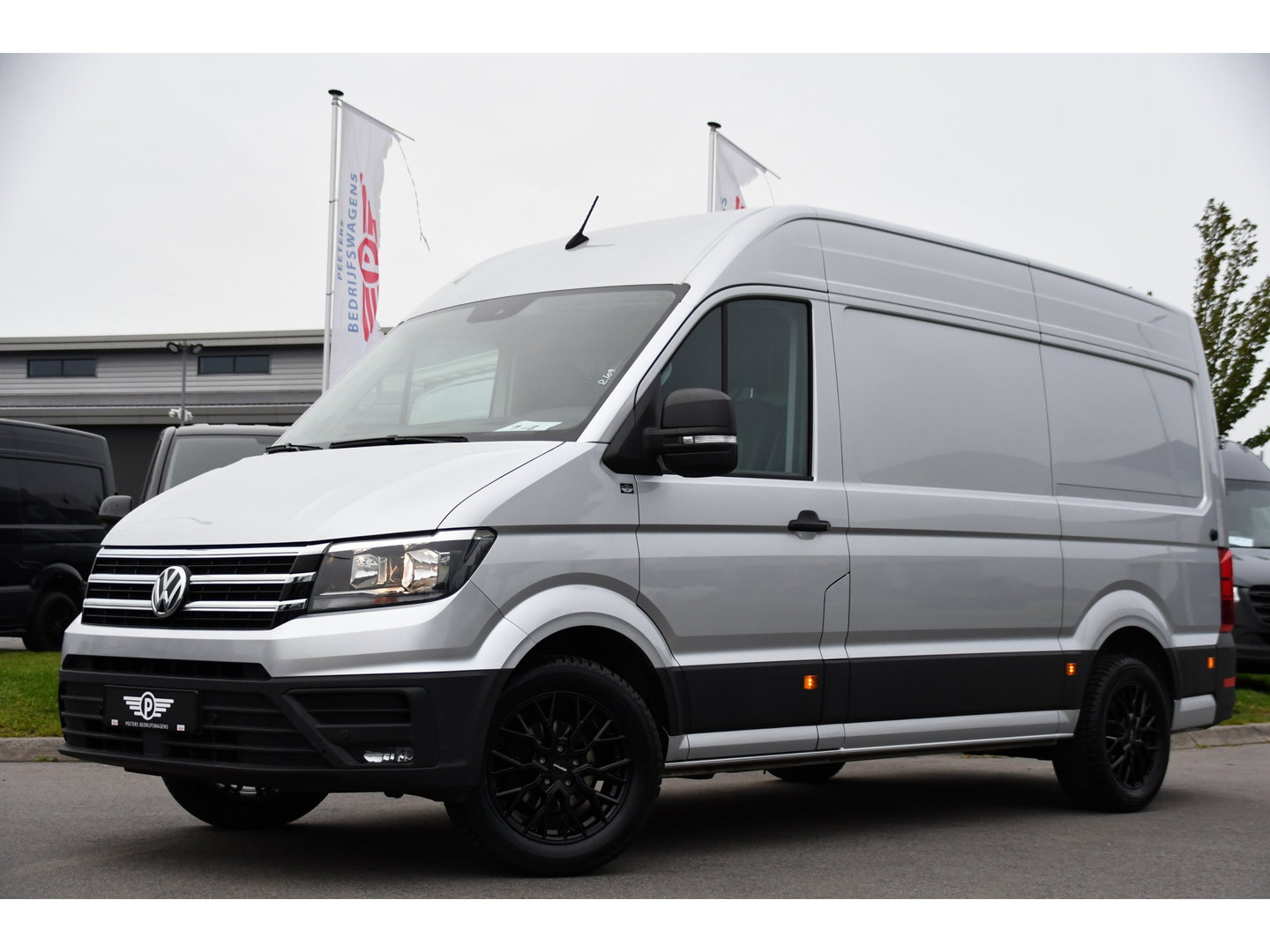 Volkswagen Crafter 35 2.0 TDI L3H3 PB Edition Camrea, Cruise, Carplay, Stoelverwarming, Automaat, 140pk, Geveerde stoel, Sensoren, Uniek!