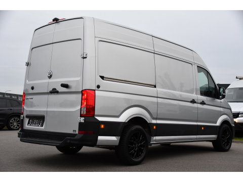 Volkswagen Crafter 35 2.0 TDI L3H3 PB Edition Camrea, Cruise, Carplay, Stoelverwarming, Automaat, 140pk, Geveerde stoel, Sensoren, Uniek!