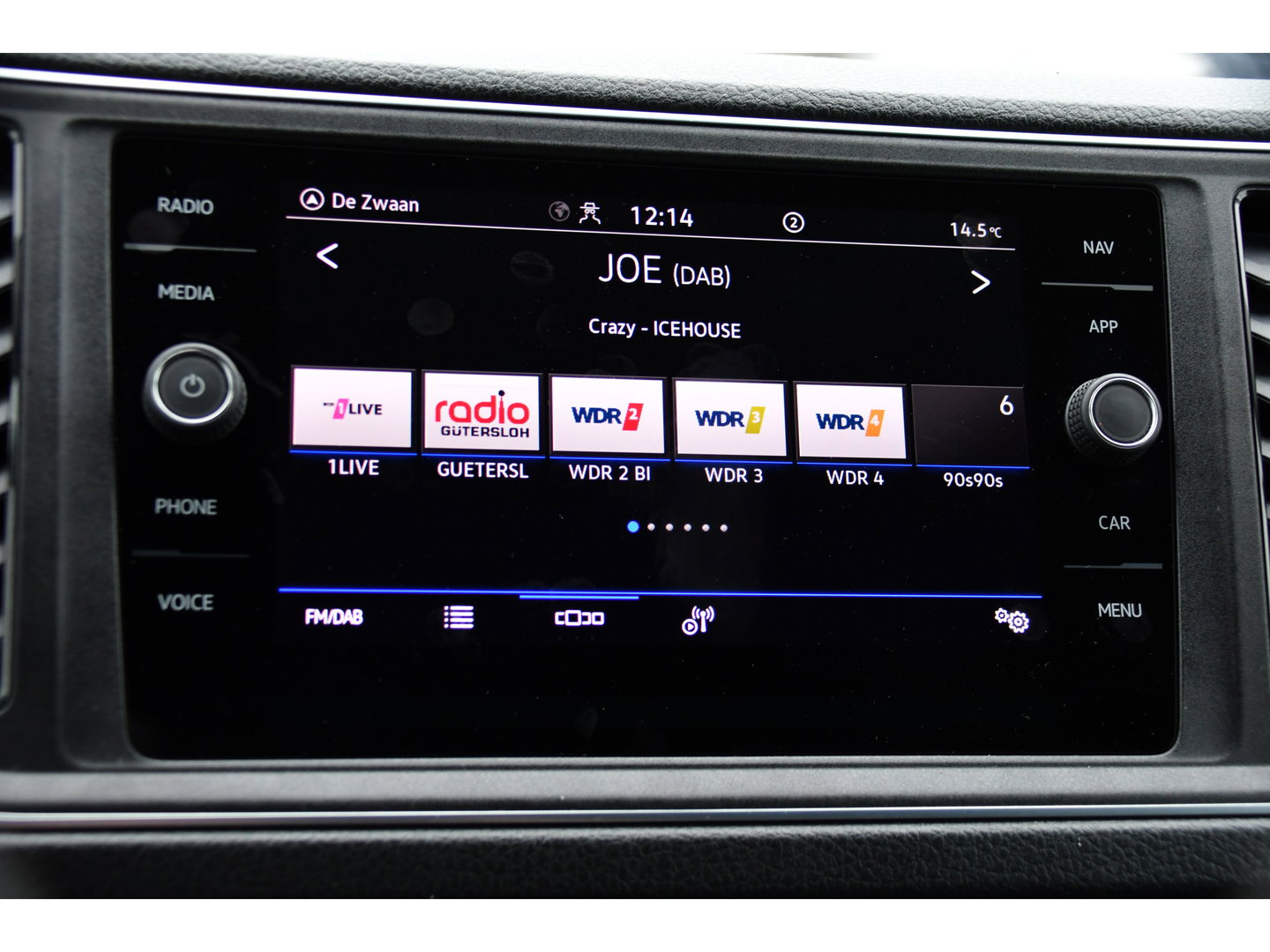 Volkswagen Crafter 35 2.0 TDI L3H3 4Motion Black Edition Adaptieve Cruise, Camera, Carplay, LED, Automaat, 177pk, 4x4, Sensoren, Airco, Uniek!