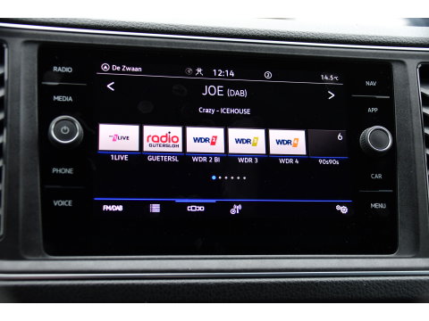 Volkswagen Crafter 35 2.0 TDI L3H3 4Motion Black Edition Adaptieve Cruise, Camera, Carplay, LED, Automaat, 177pk, 4x4, Sensoren, Airco, Uniek!