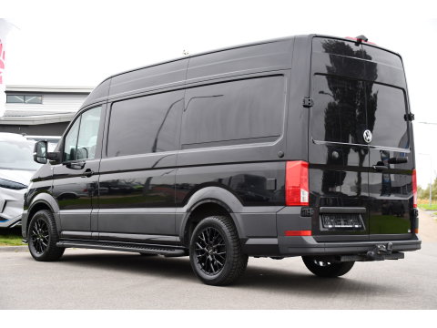 Volkswagen Crafter 35 2.0 TDI L3H3 4Motion Black Edition Adaptieve Cruise, Camera, Carplay, LED, Automaat, 177pk, 4x4, Sensoren, Airco, Uniek!