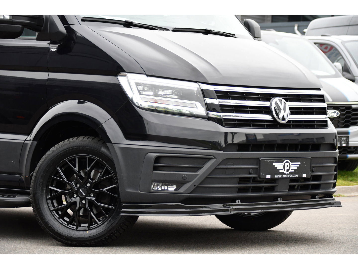 Volkswagen Crafter 35 2.0 TDI L3H3 4Motion Black Edition Adaptieve Cruise, Camera, Carplay, LED, Automaat, 177pk, 4x4, Sensoren, Airco, Uniek!