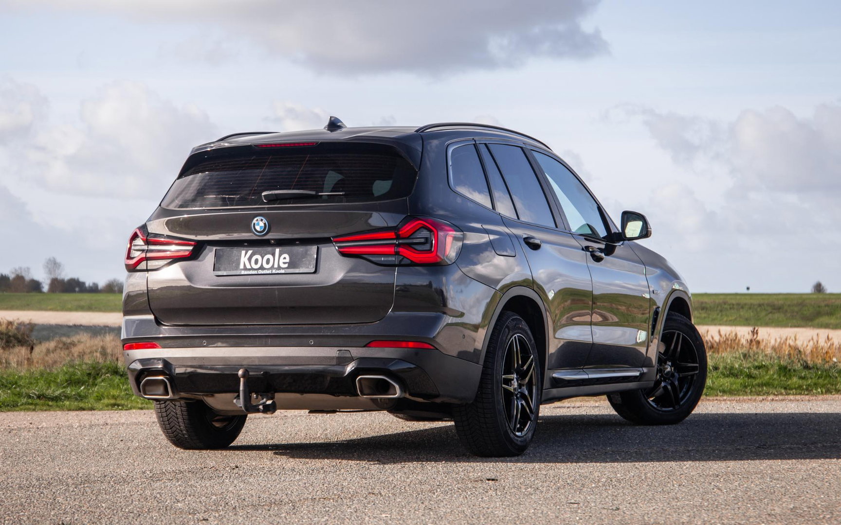 BMW X3 xDrive30e High Executive BLACK LINE / LEER / STOELVERWARMING / 360 CAMERA / CARPLAY