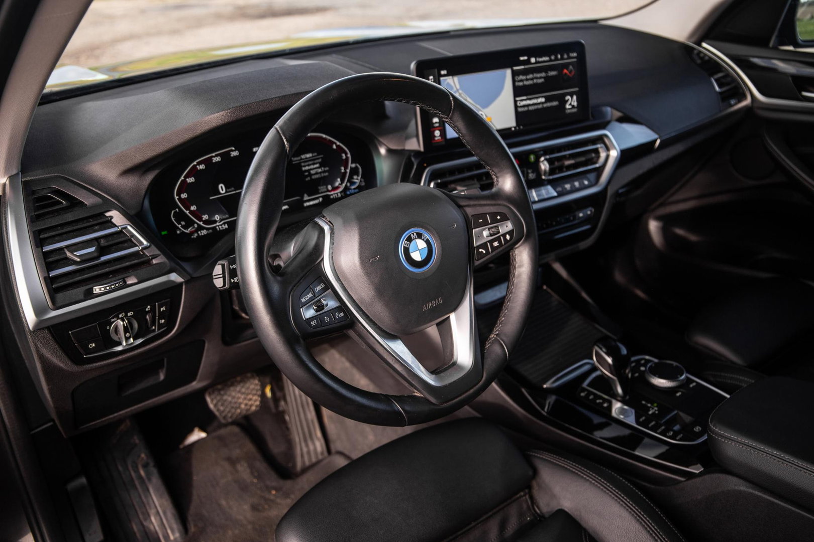 BMW X3 xDrive30e High Executive BLACK LINE / LEER / STOELVERWARMING / 360 CAMERA / CARPLAY