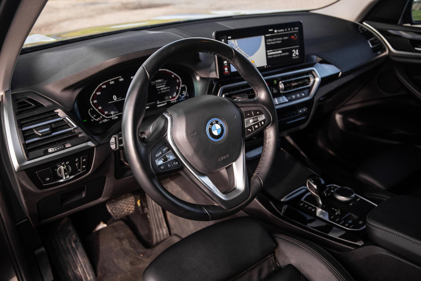 BMW X3 xDrive30e High Executive BLACK LINE / LEER / STOELVERWARMING / 360 CAMERA / CARPLAY