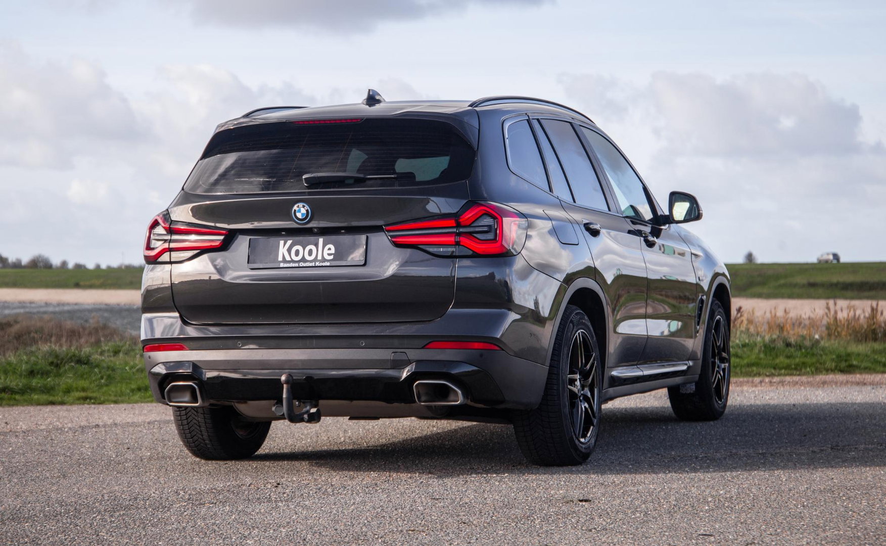 BMW X3 xDrive30e High Executive BLACK LINE / LEER / STOELVERWARMING / 360 CAMERA / CARPLAY
