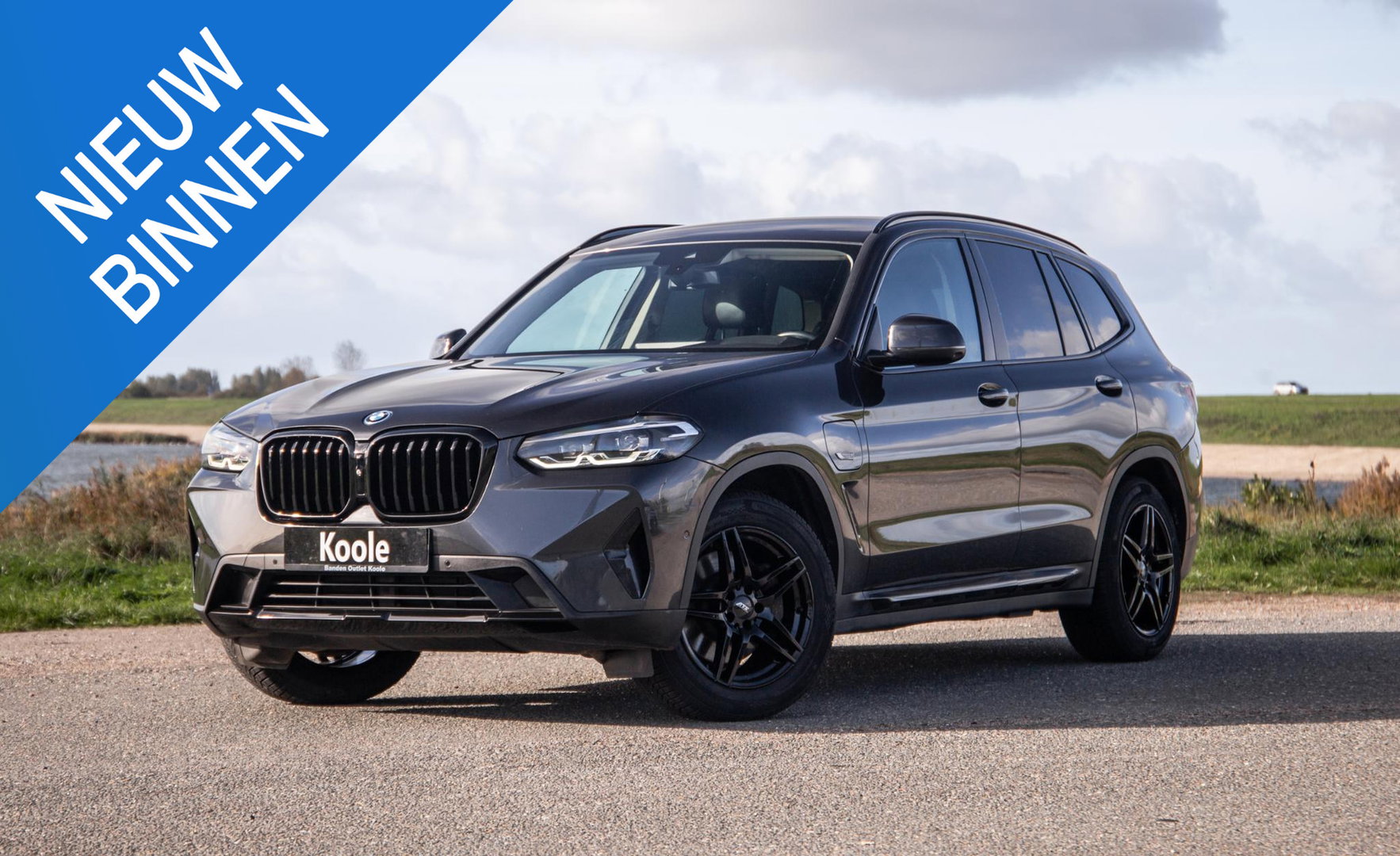 BMW X3 xDrive30e High Executive BLACK LINE / LEER / STOELVERWARMING / 360 CAMERA / CARPLAY