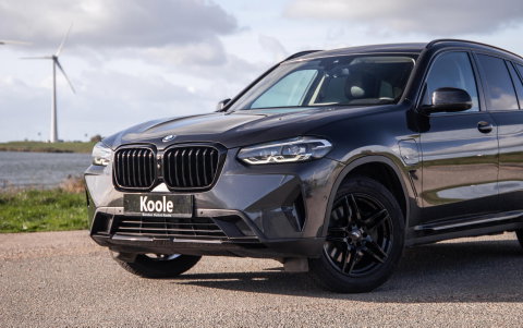 BMW X3 xDrive30e High Executive BLACK LINE / LEER / STOELVERWARMING / 360 CAMERA / CARPLAY