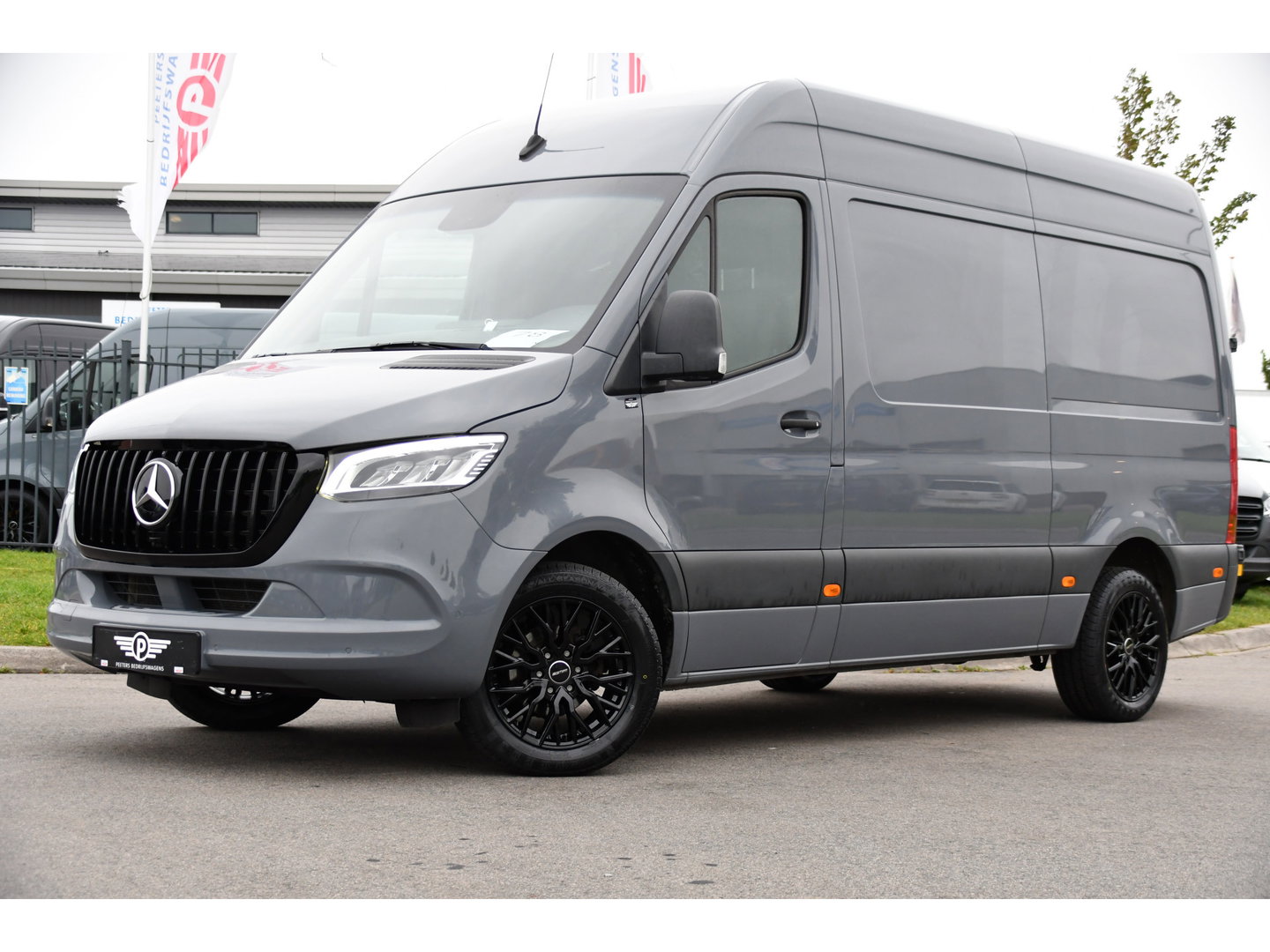 Mercedes-Benz Sprinter 319 1.9 CDI L2H2 PB Edition 360 Camera, Cruise, Carplay, 10,5'' Mbux, LED, Automaat, 190pk, Standkachel, Stoelverwarming, Uniek!