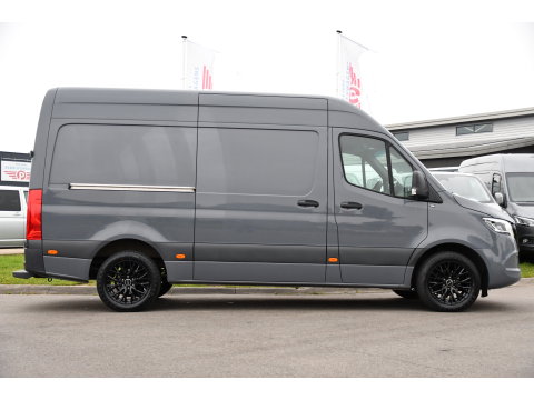 Mercedes-Benz Sprinter 319 1.9 CDI L2H2 PB Edition 360 Camera, Cruise, Carplay, 10,5'' Mbux, LED, Automaat, 190pk, Standkachel, Stoelverwarming, Uniek!