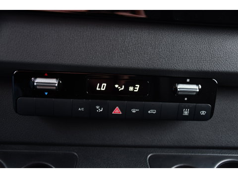 Mercedes-Benz Sprinter 319 1.9 CDI L2H2 PB Edition 360 Camera, Cruise, Carplay, 10,5'' Mbux, LED, Automaat, 190pk, Standkachel, Stoelverwarming, Uniek!