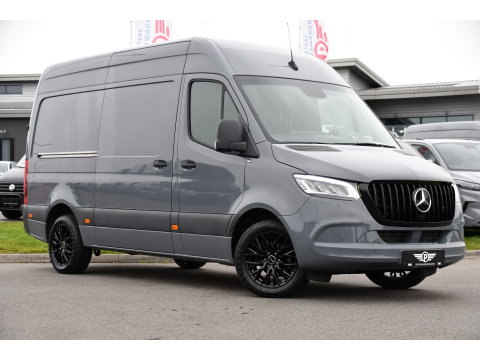 Mercedes-Benz Sprinter 319 1.9 CDI L2H2 PB Edition 360 Camera, Cruise, Carplay, 10,5'' Mbux, LED, Automaat, 190pk, Standkachel, Stoelverwarming, Uniek!