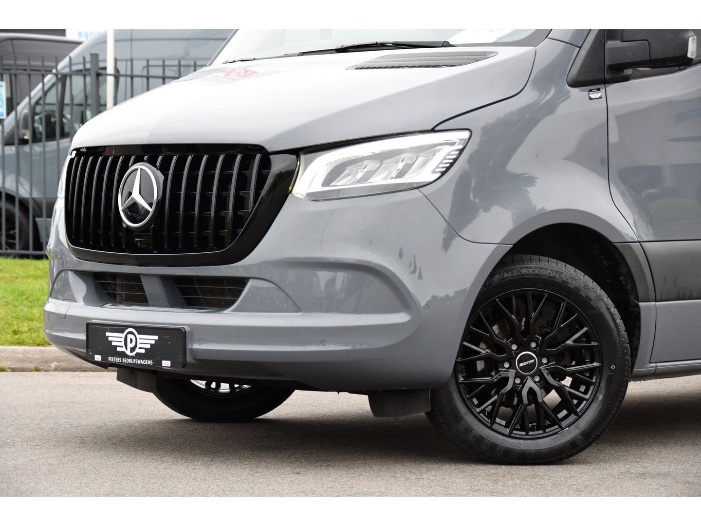 Mercedes-Benz Sprinter 319 1.9 CDI L2H2 PB Edition 360 Camera, Cruise, Carplay, 10,5'' Mbux, LED, Automaat, 190pk, Standkachel, Stoelverwarming, Uniek!