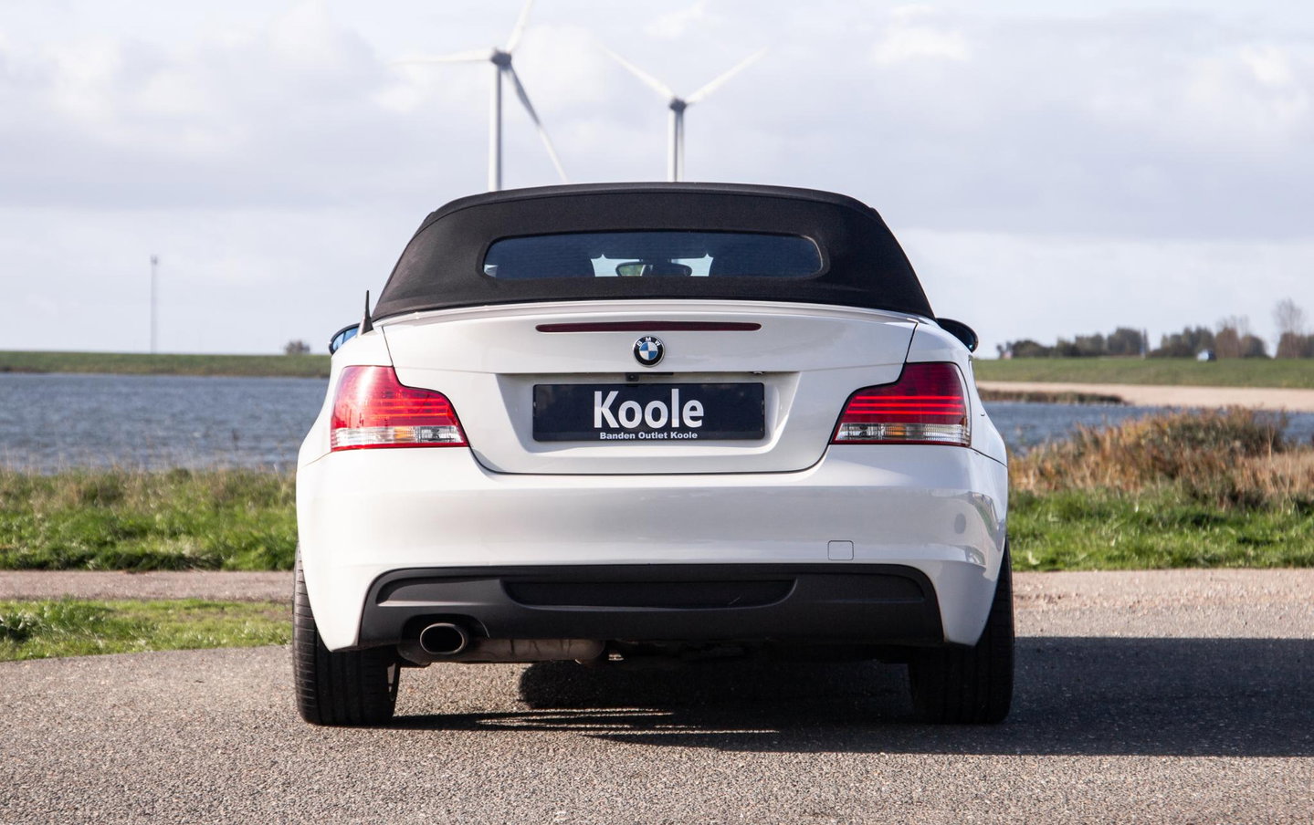 BMW 1 Serie Cabrio 118i Executive M PAKKET / NAVI / NIEUW DAK / CRUISE CONTROLE