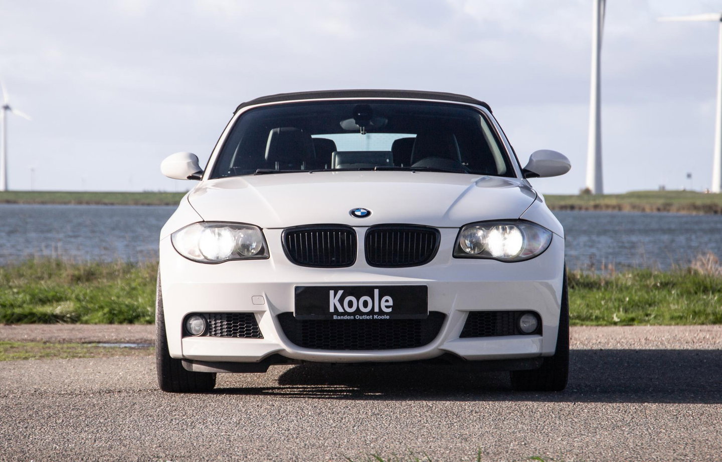 BMW 1 Serie Cabrio 118i Executive M PAKKET / NAVI / NIEUW DAK / CRUISE CONTROLE