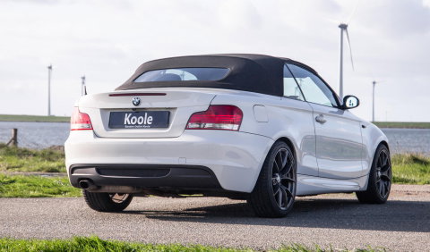 BMW 1 Serie Cabrio 118i Executive M PAKKET / NAVI / NIEUW DAK / CRUISE CONTROLE