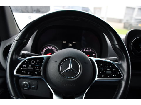 Mercedes-Benz Sprinter 319 3.0 V6 CDI L2H2 RWD AMG Edition Camera, Cruise, Carplay, 190pk, Automaat, Multimedia, LED, Stoelverwarming, Standkachel, Uniek!