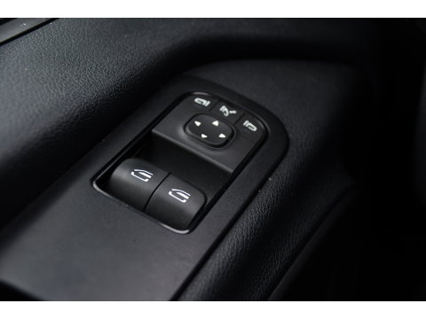 Mercedes-Benz Sprinter 319 3.0 V6 CDI L2H2 RWD AMG Edition Camera, Cruise, Carplay, 190pk, Automaat, Multimedia, LED, Stoelverwarming, Standkachel, Uniek!