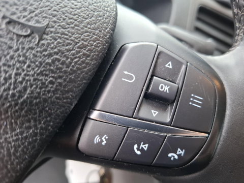 Ford Transit Custom 280 2.0 TDCI L2H1 Trend AIRCO / CRUISE CONTROLE / 3 ZITS / AUTOMAAT / EURO 6 / L1H1