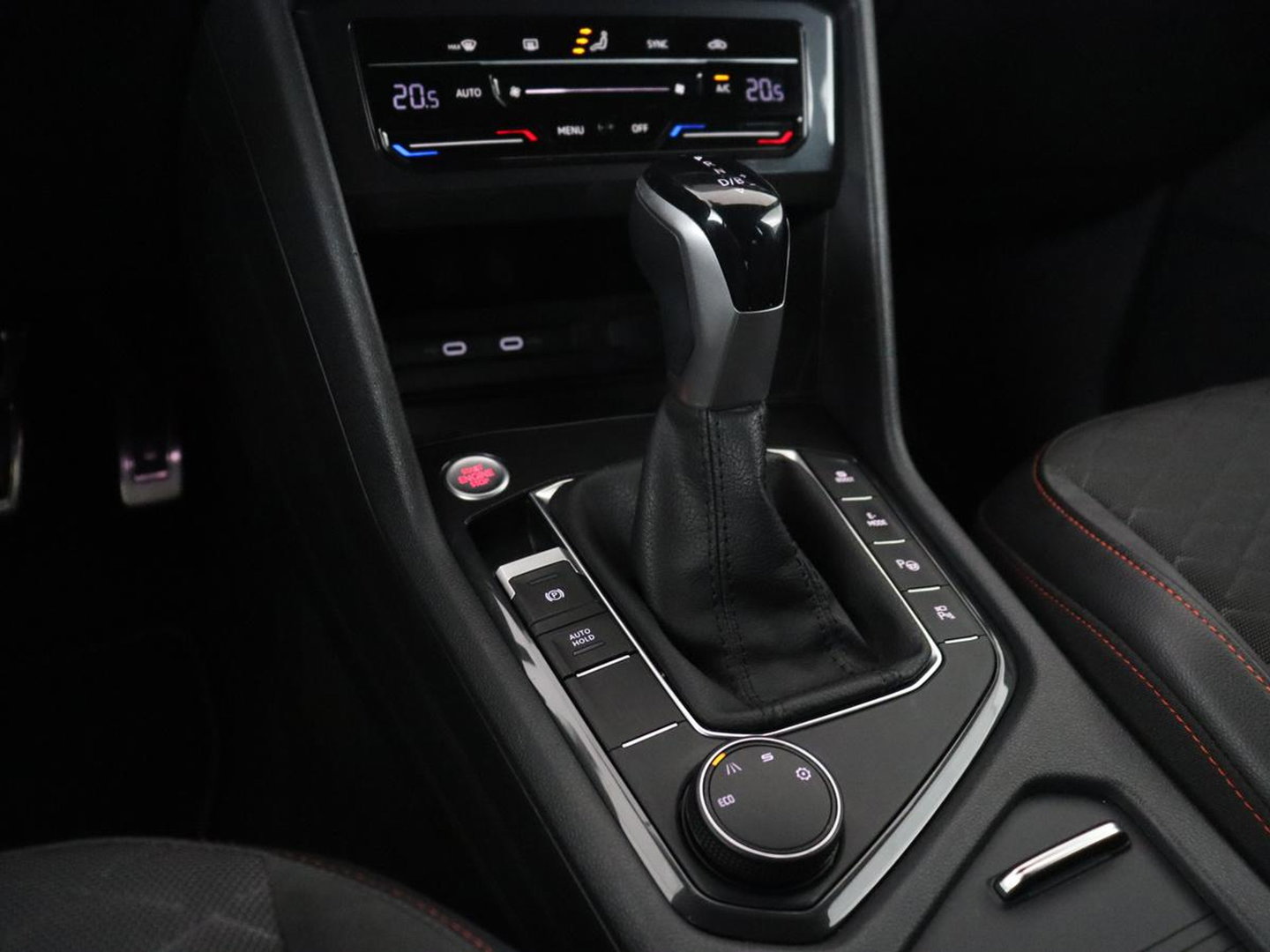 SEAT Tarraco 1.4 TSI e-Hybrid PHEV FR | SOH 92,9% | Leder/alcantara | Trekhaak | Adaptive cruise | Memory | Stuur/stoelverwarming | 360 camera | Park assist | Carplay | Climate control