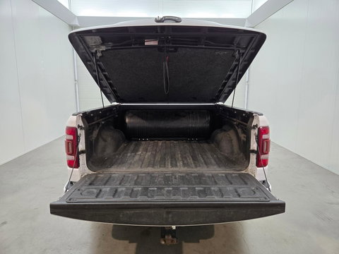 Dodge Ram Pick-Up 1500 5.7 V8 4x4 Crew Cab Limited Pano Bedcover LPG Zeer compleet