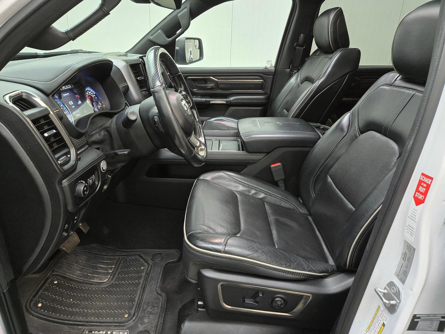 Dodge Ram Pick-Up 1500 5.7 V8 4x4 Crew Cab Limited Pano Bedcover LPG Zeer compleet