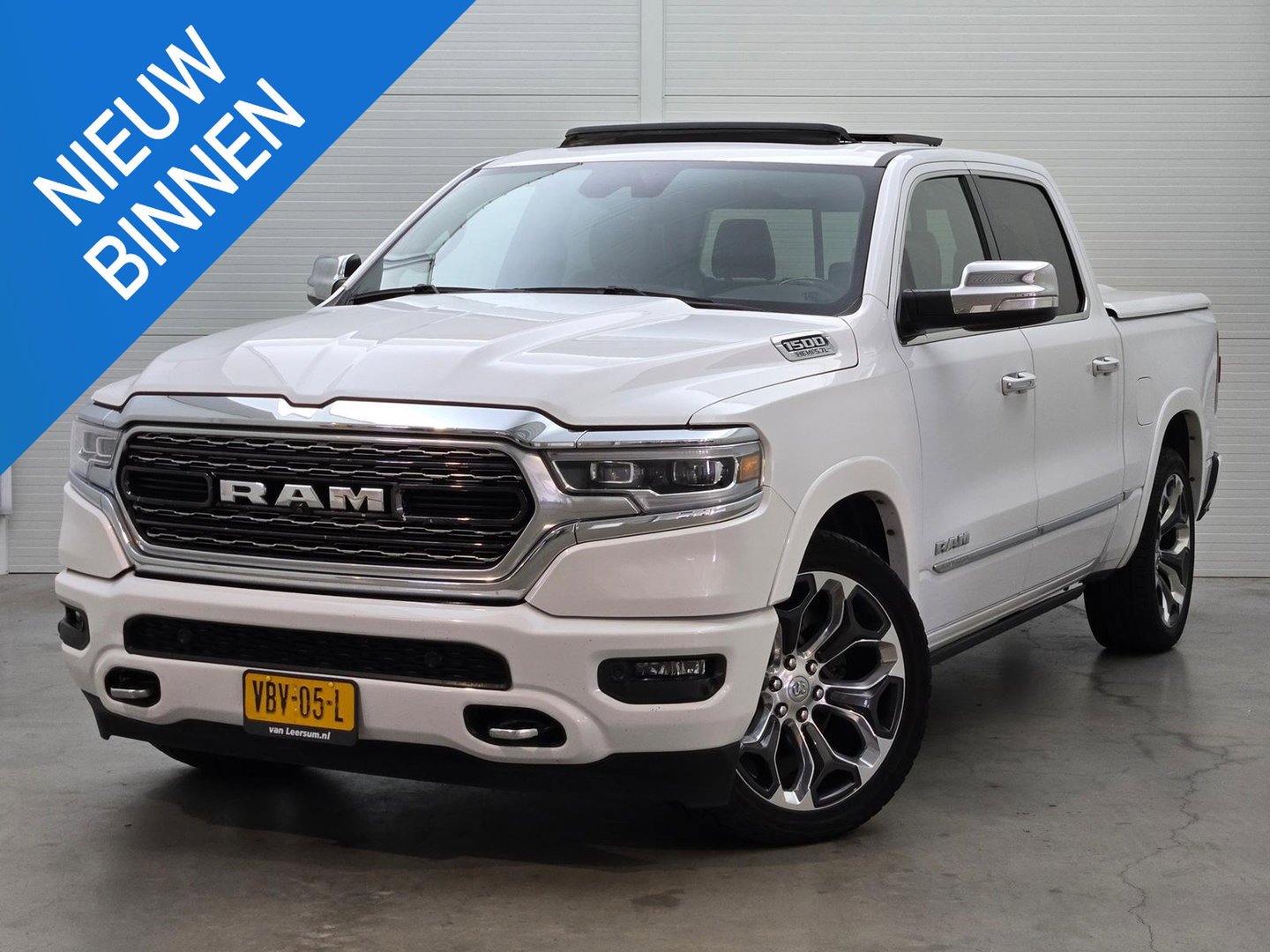 Dodge Ram 1500 5.7 V8 4x4 Crew Cab Limited Pano Bedcover LPG Zeer compleet