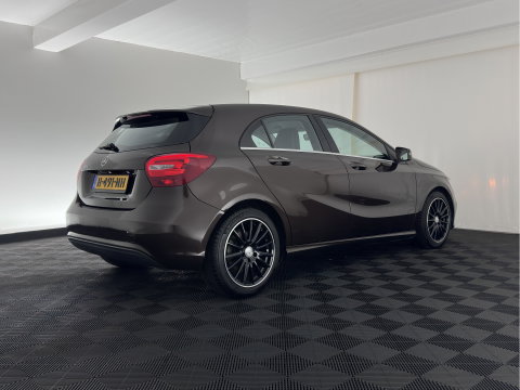 Mercedes-Benz A-Klasse 180 d BlueEFFICIENCY Ambition *LEATHER-FABRIC | NAVI-FULLMAP | CAMERA | SPORT-SEATS | AIRCO | CRUISE | 17''ALU*