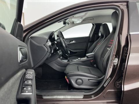 Mercedes-Benz A-Klasse 180 d BlueEFFICIENCY Ambition *LEATHER-FABRIC | NAVI-FULLMAP | CAMERA | SPORT-SEATS | AIRCO | CRUISE | 17''ALU*