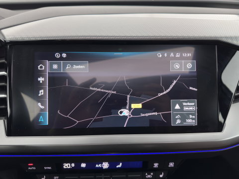 Audi Q4 e-tron 35 Launch edition Advanced Plus 55 kWh {SoH-86%} (INCL-BTW) Aut. *HEATPUMP | PANO | LEATHER | ADAPTIVE-CRUISE | MATRIX-LED | KEYLESS | SONOS-SOUND |  DIGI-COCKPIT | DAB | CARPLAY | HEATED-SPORTSEATS | SHIFTPADDLES | CAMERA | 19''ALU*
