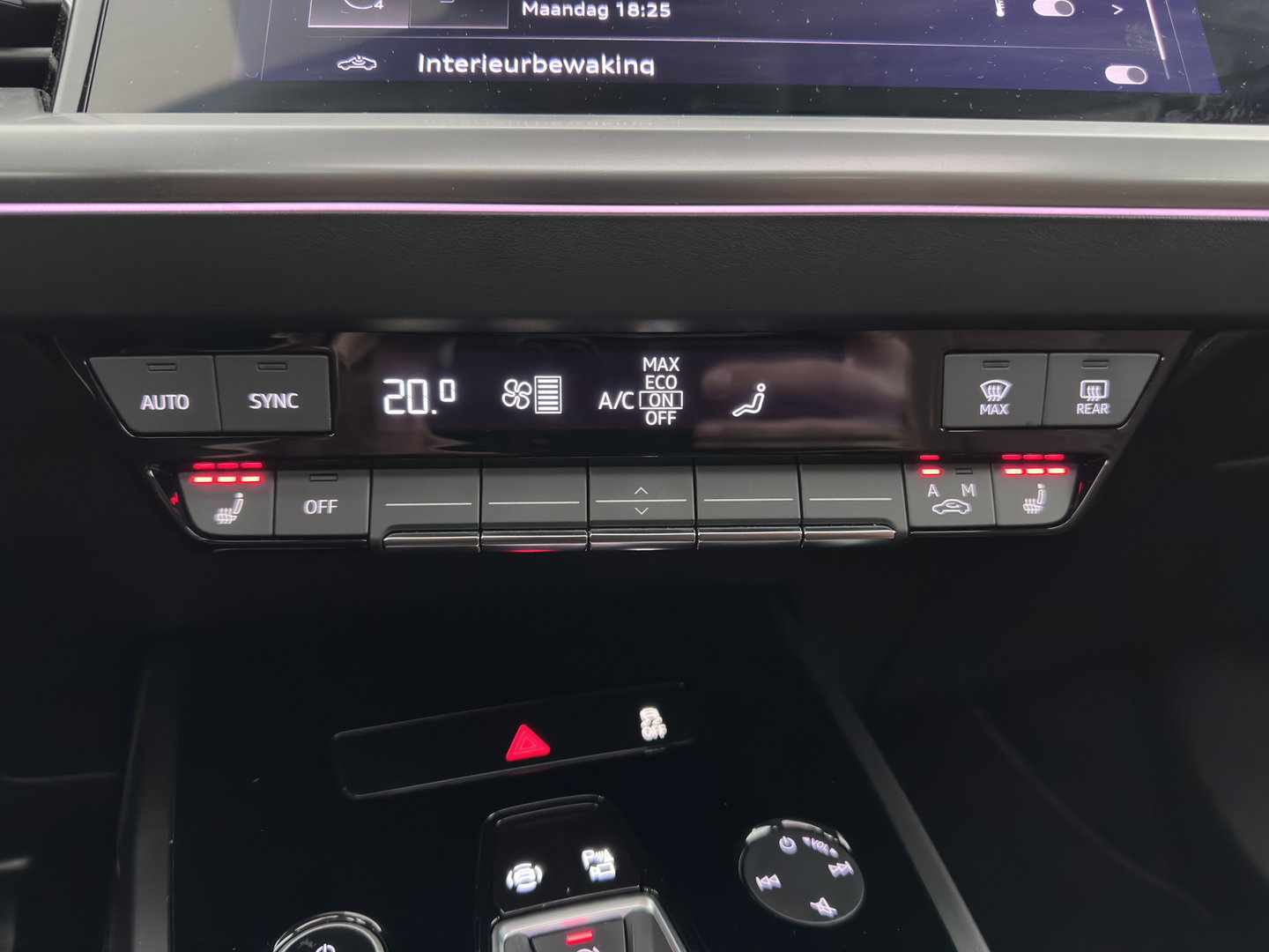 Audi Q4 e-tron 35 Launch edition Advanced Plus 55 kWh {SoH-86%} (INCL-BTW) Aut. *HEATPUMP | PANO | LEATHER | ADAPTIVE-CRUISE | MATRIX-LED | KEYLESS | SONOS-SOUND |  DIGI-COCKPIT | DAB | CARPLAY | HEATED-SPORTSEATS | SHIFTPADDLES | CAMERA | 19''ALU*