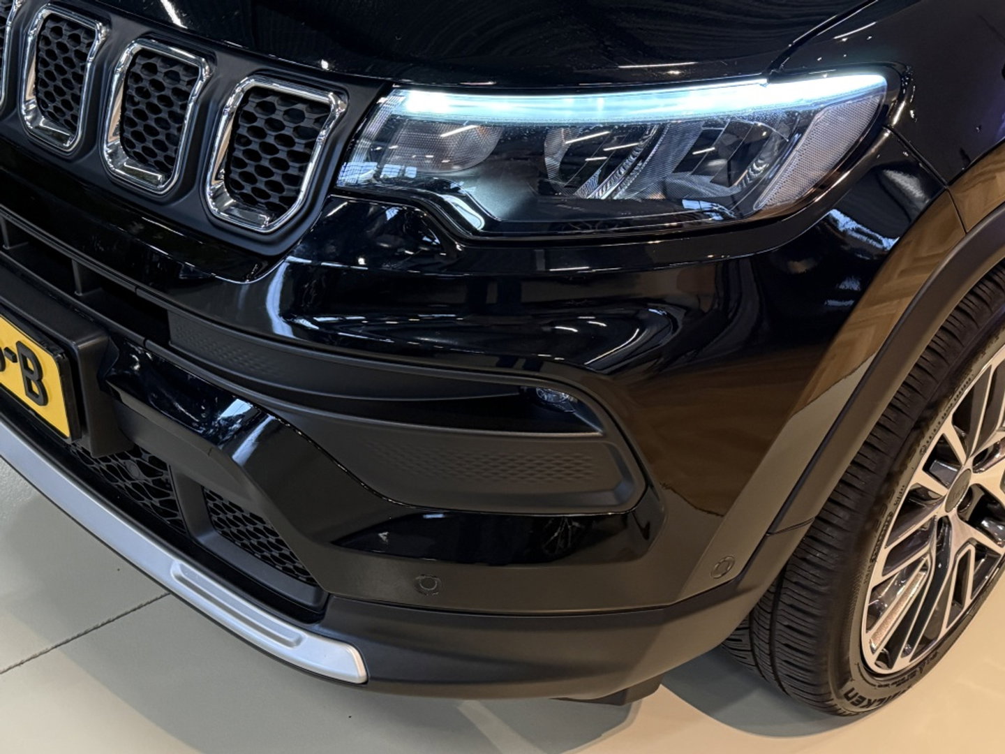 Jeep Compass 1.5T e-Hybrid automaat Ltd. / 2024 / LED / 360°