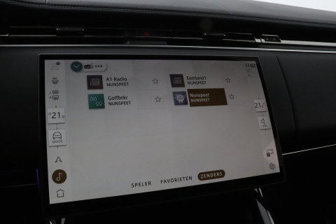 Land Rover Range Rover Sport P460e Dynamic HSE | 23 Inch | Meridian 3D Surround | ClearSight | Koelbox | Trekhaak | Massage+Ventilatie