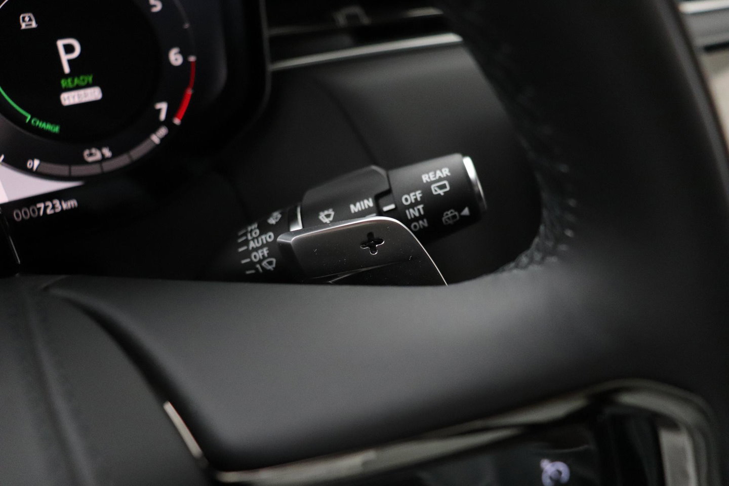 Land Rover Range Rover Sport P460e Dynamic HSE | 23 Inch | Meridian 3D Surround | ClearSight | Koelbox | Trekhaak | Massage+Ventilatie