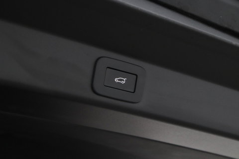 Land Rover Range Rover Sport P460e Dynamic HSE | 23 Inch | Meridian 3D Surround | ClearSight | Koelbox | Trekhaak | Massage+Ventilatie