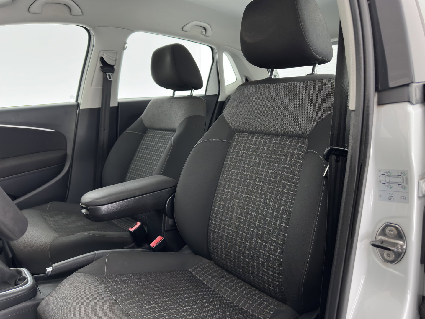 Volkswagen Polo 1.4 TDI Comfortline *AIRCO | CRUISE | COMFORTSEATS*