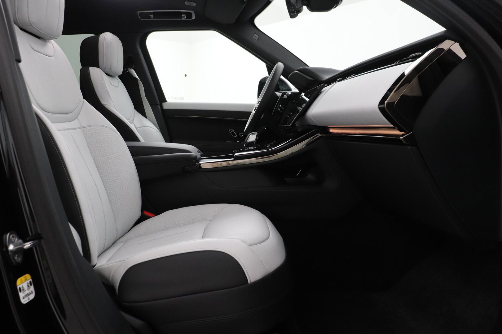 Land Rover Range Rover Sport P460e Battersea Edition | ClearSight | Meridian 3D Surround | Panoramadak | Ventilatie+Massage | 360° Camera | 22 Inch
