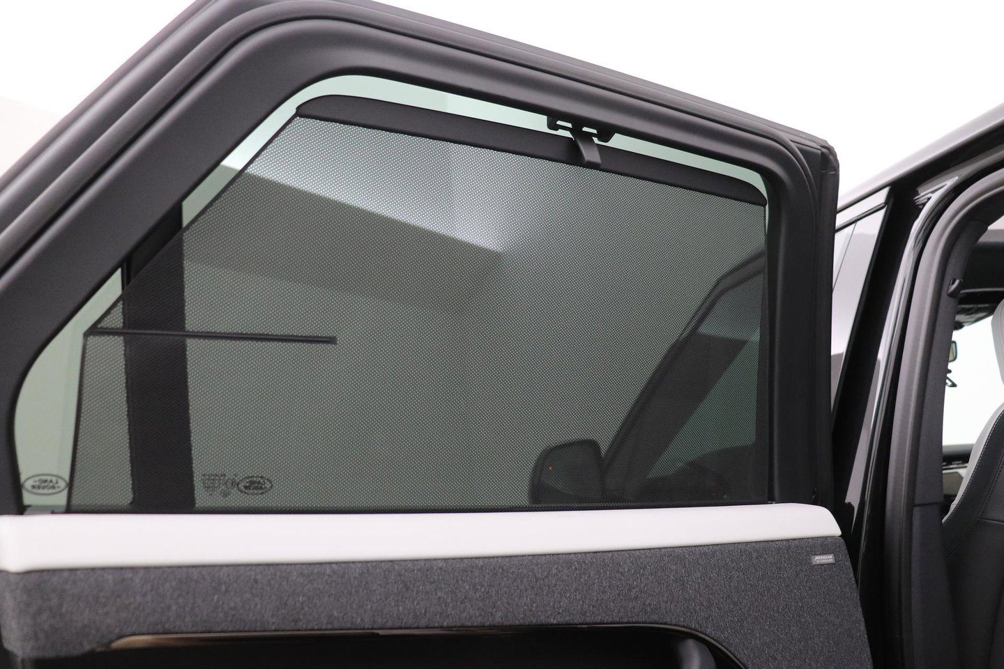 Land Rover Range Rover Sport P460e Battersea Edition | ClearSight | Meridian 3D Surround | Panoramadak | Ventilatie+Massage | 360° Camera | 22 Inch