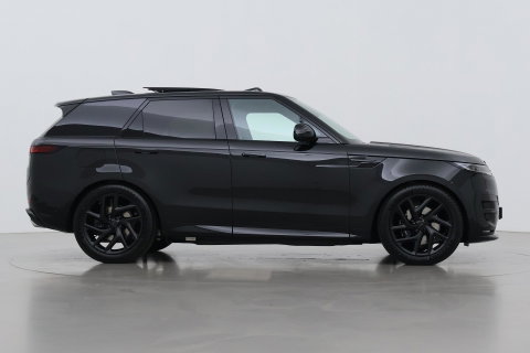 Land Rover Range Rover Sport P460e Battersea Edition | Luchtvering | ClearSight | Trekhaak | Panoramadak | 360° Camera | Head-Up | Stoelventilatie | 22 Inch