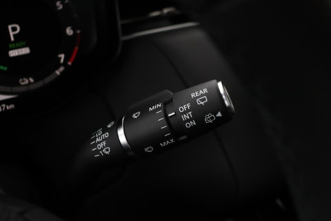 Land Rover Range Rover Sport P460e Battersea Edition | Luchtvering | ClearSight | Trekhaak | Panoramadak | 360° Camera | Head-Up | Stoelventilatie | 22 Inch