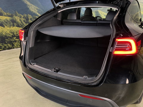 Tesla Model Y Long Range Dual Motor AWD 75 kWh