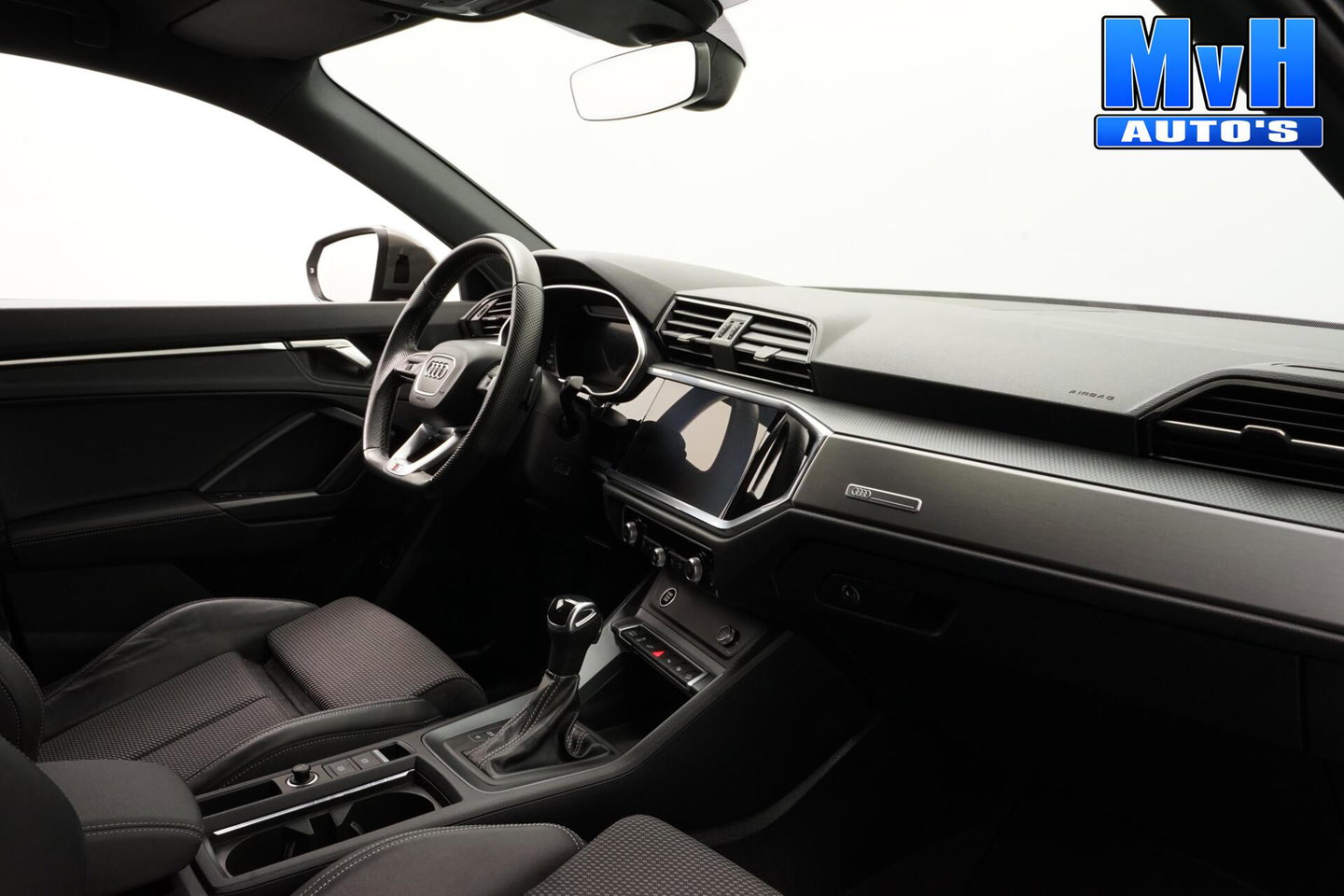 Audi Q3 Sportback 45 TFSI S-Edit PHEV|S-Line|BLACK.OPTIC|CAM|SOH99%