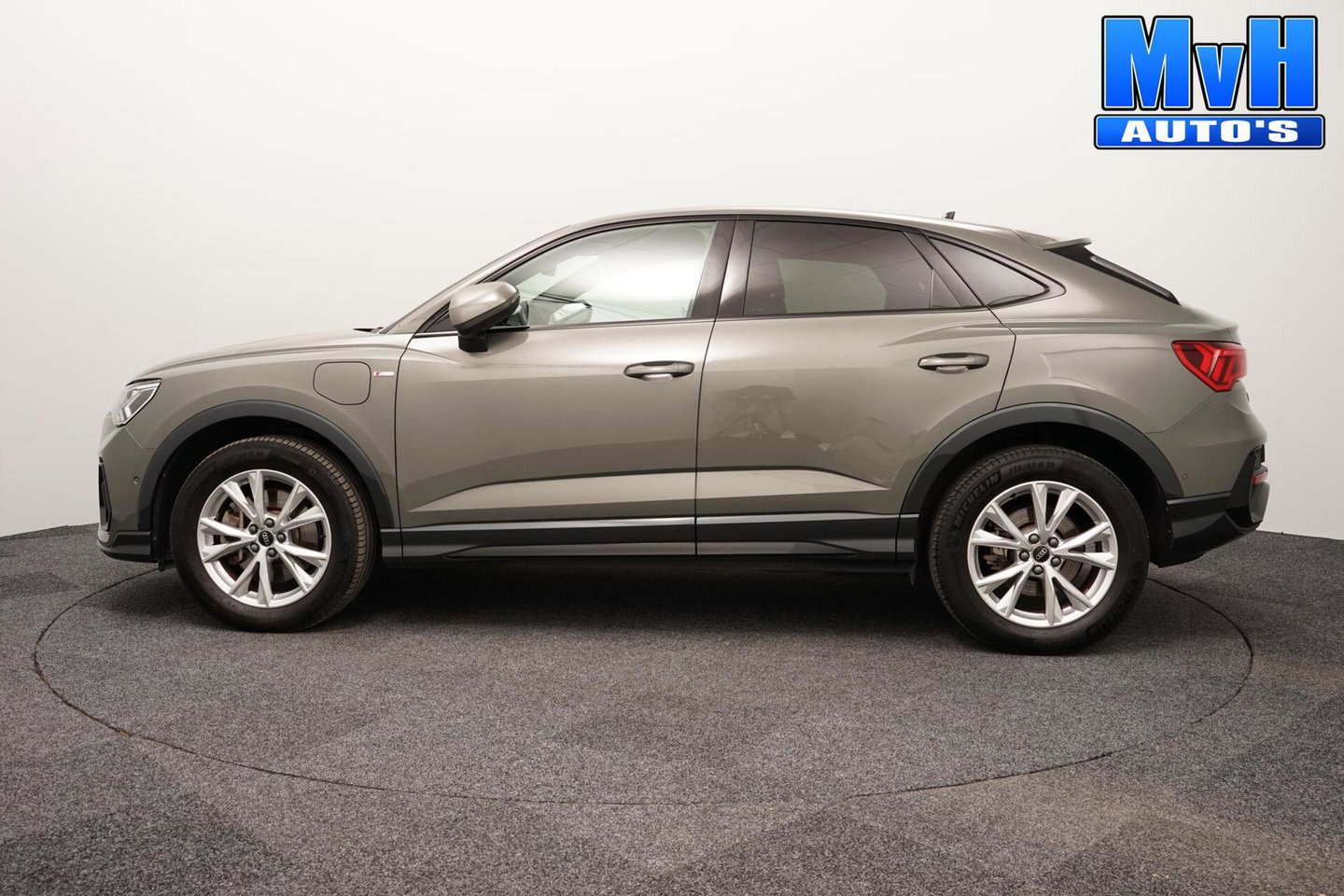 Audi Q3 Sportback 45 TFSI S-Edit PHEV|S-Line|BLACK.OPTIC|CAM|SOH99%