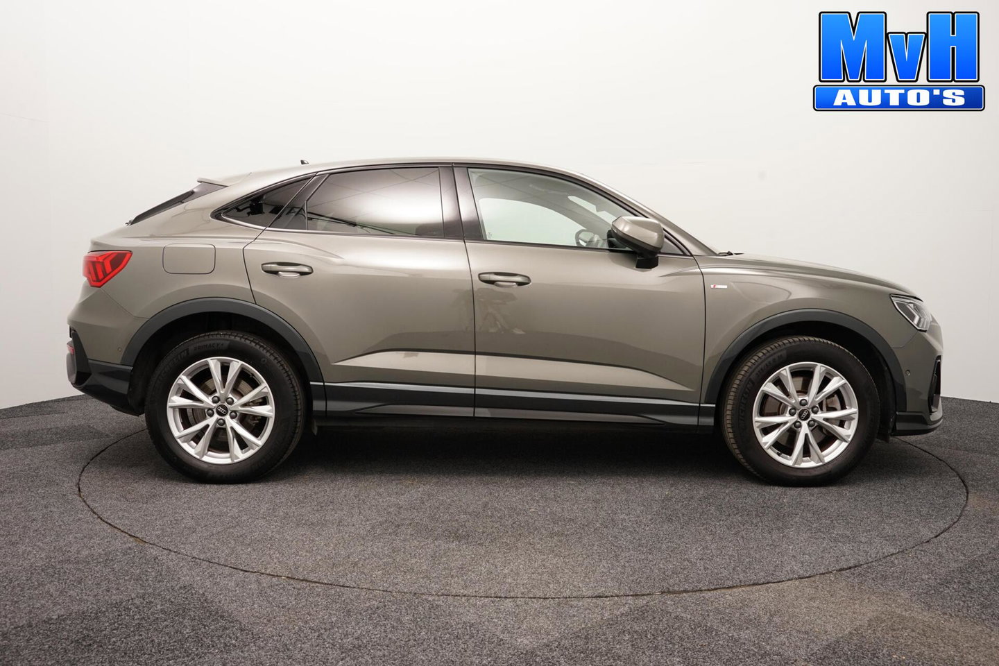 Audi Q3 Sportback 45 TFSI S-Edit PHEV|S-Line|BLACK.OPTIC|CAM|SOH99%