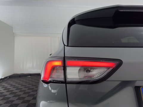 Ford Kuga 2.5 PHEV ST-Line (Plug-in) (INCL.BTW) Aut. *HEAD-UP | FULL-LED | DIGI-COCKPIT | KEYLESS | DAB | CAMERA | CARPLAY | NAVI-FULLMAP | SPORTSEATS | PRIVACY-GLASS | TOWBAR | 18"ALU*