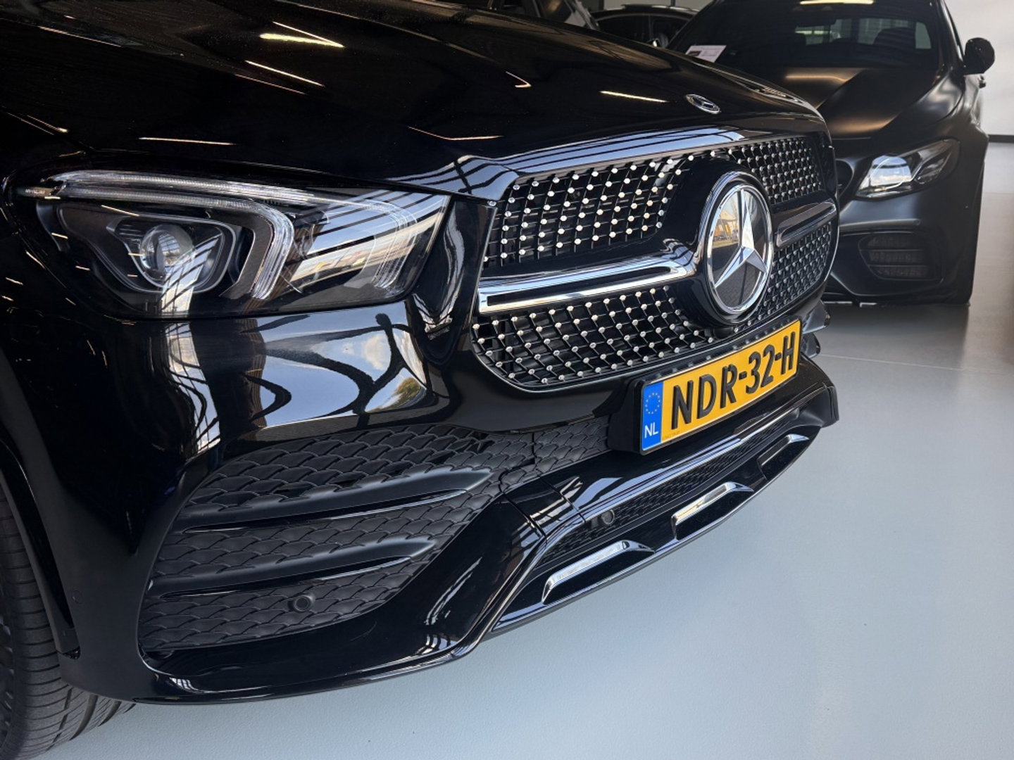 Mercedes-Benz GLE 350e 333PK 4-Matic AMG / panorama / Burmester / LED