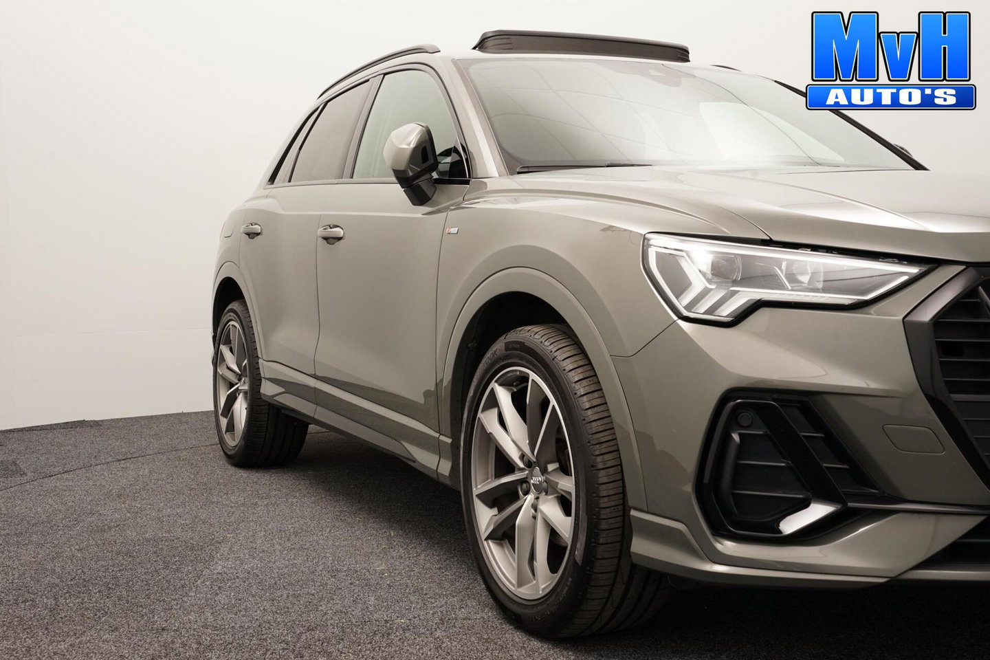 Audi Q3 35 TFSI S edition|S-Line|PANO|CAMERA|VIRTUAL|ACC|19"
