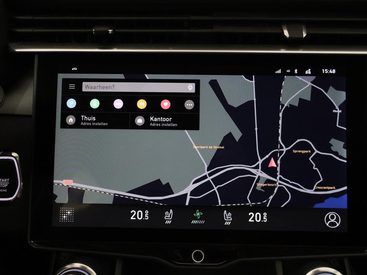Lynk & Co 01 1.5 | Panoramadak | Adaptive cruise | Trekhaak | Memory | Infinity Sound | Stoelverwarming | Camera | Park assist | Carplay | Climate control